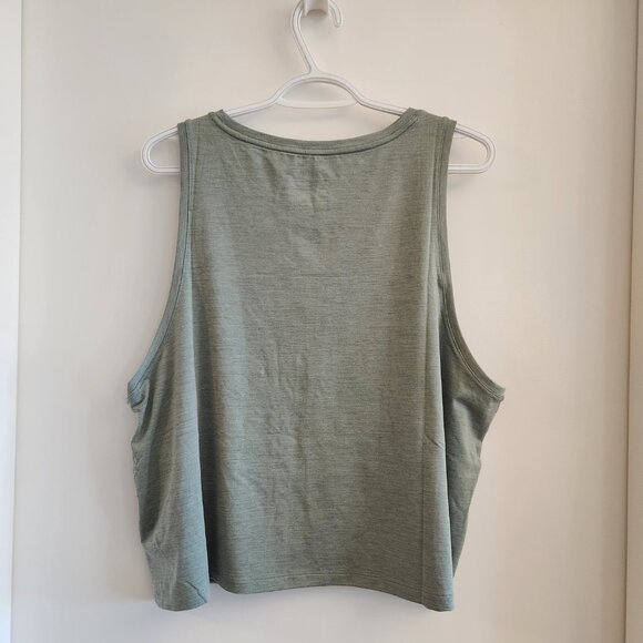 GapFit Light Green Brushed Tech Jersey Top - Picture 2 of 4